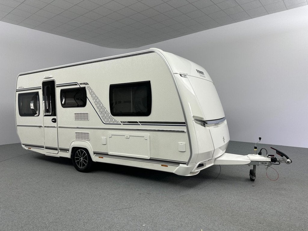 Fendt Apero 465 TG Enkele bedden Mover, Caravans en Kamperen, Caravans, Hordeur, Bedrijf, 1250 - 1500 kg, 2 aparte bedden