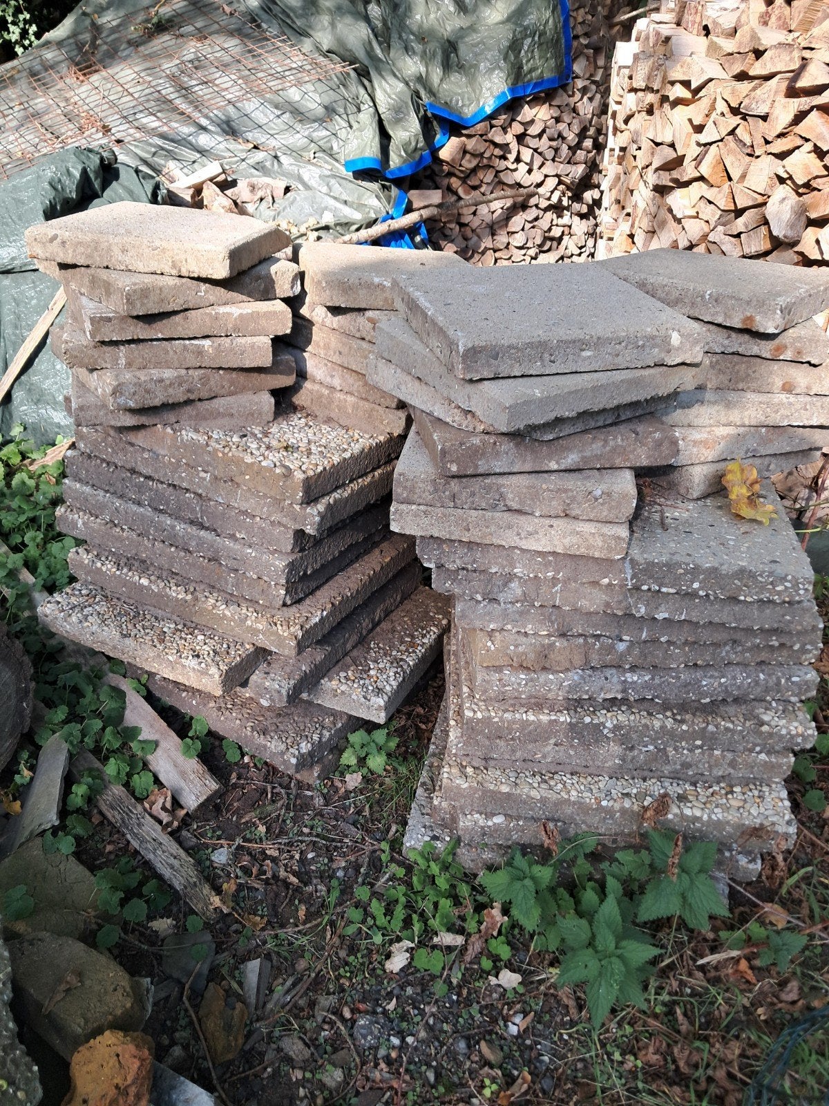 Gebruikte grind en beton terrastegels, Tuin en Terras, Gebruikt, Ophalen of Verzenden, 10 m² of meer, Beton