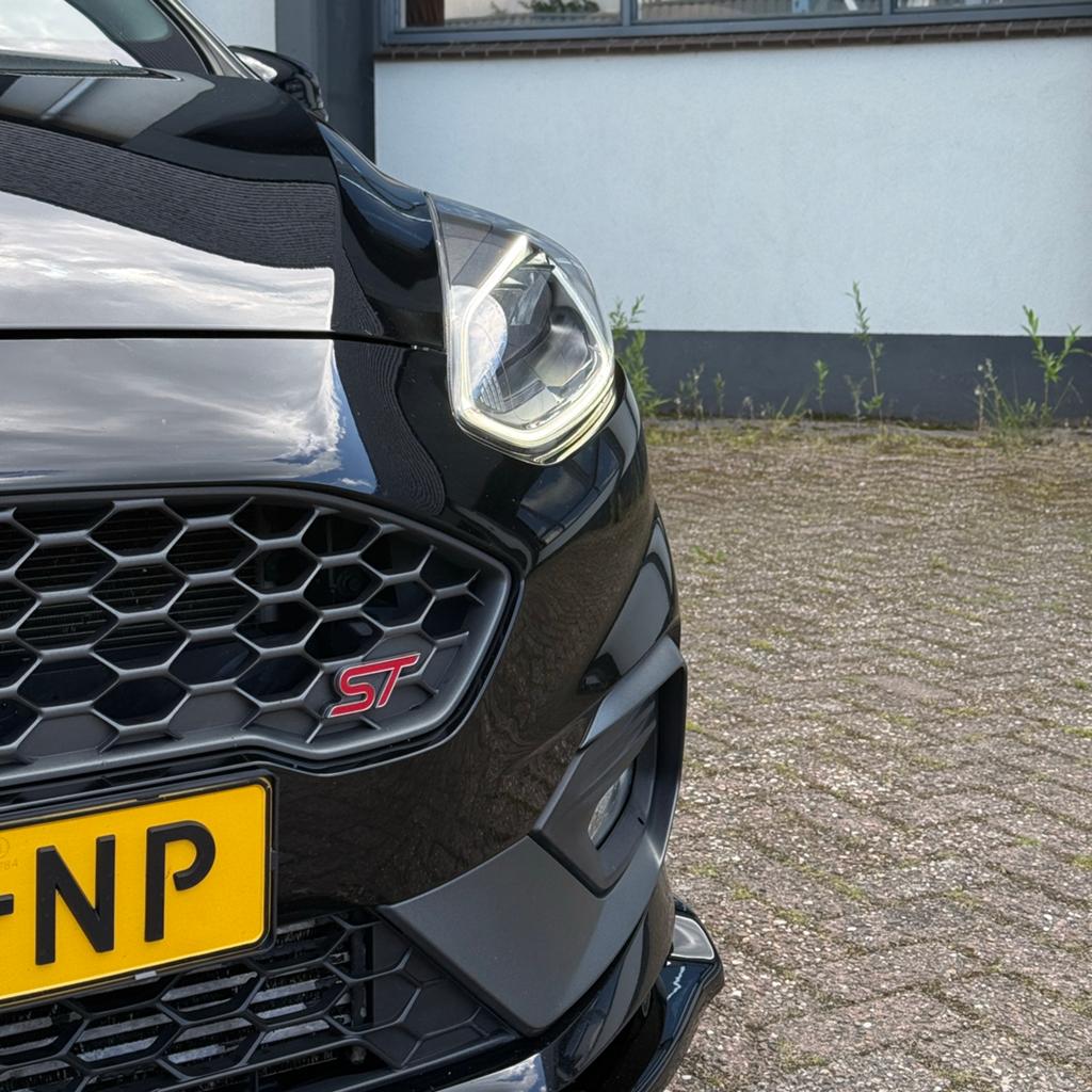 Ford Fiësta ST 1.5 200pk 3dr 2018 Zwart Maxton Perf. Pack, Voorwielaandrijving, Zwart, Zwart, 14 km/l