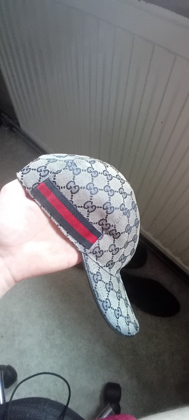 gucci pet grijs, Kleding | Heren, Ophalen of Verzenden