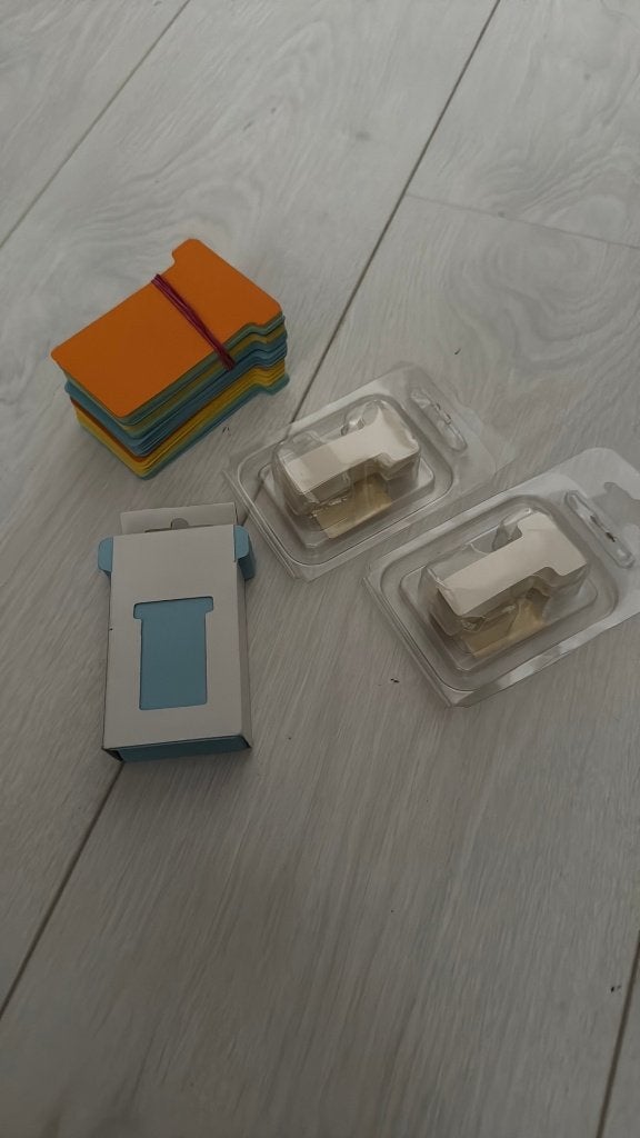T kaartjes planbord, Diversen, Schoolborden, Ophalen, Zo goed als nieuw, Accessoires