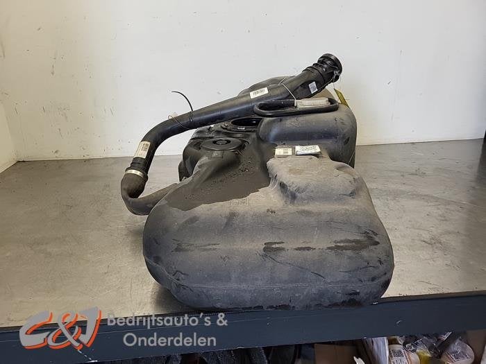 Tank van een Mercedes Sprinter, Gebruikt, -, Ophalen of Verzenden, -