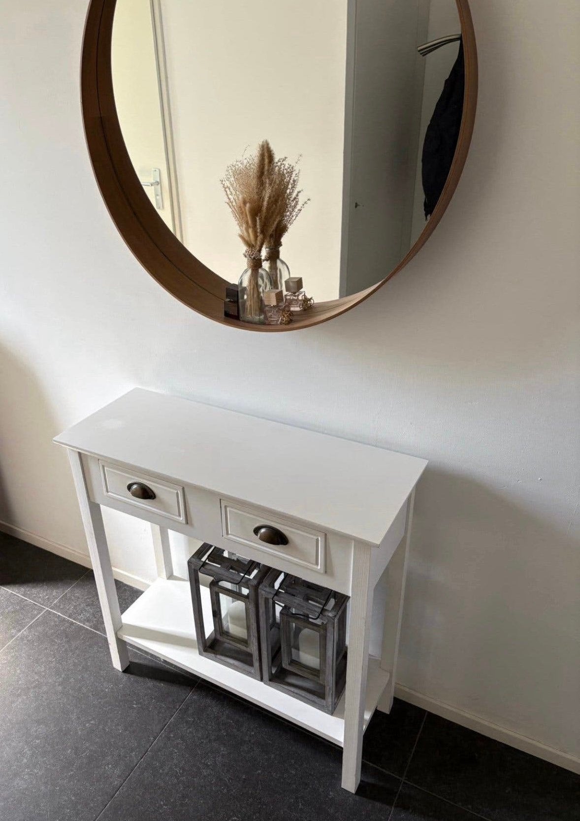Mooie witte sidetable / bijzettafel met 2 lades, Ophalen, 100 tot 150 cm, Zo goed als nieuw, 25 tot 50 cm