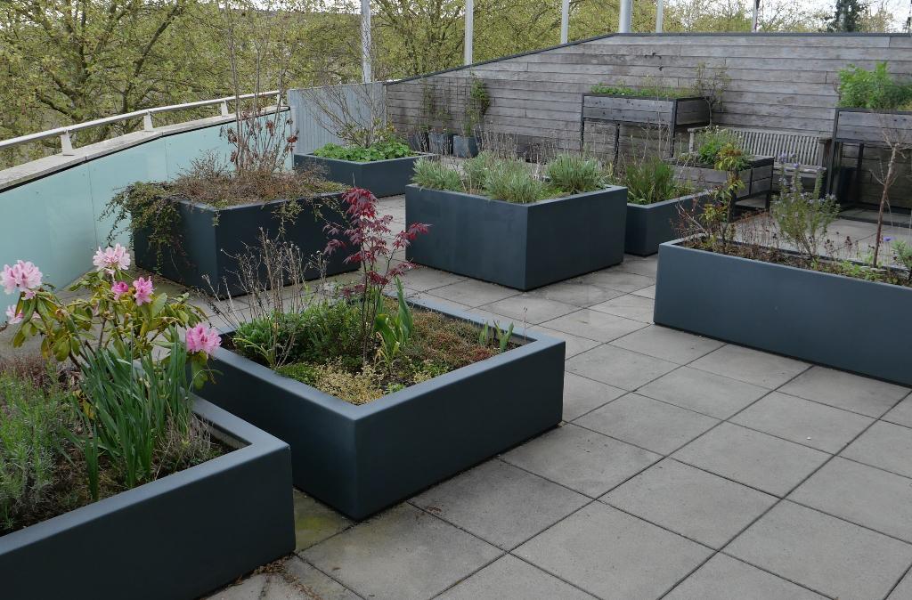 plantenbakken, Tuin en Terras, Bloembakken en Plantenbakken, Ophalen, Kunststof, 100 cm of meer, Zo goed als nieuw