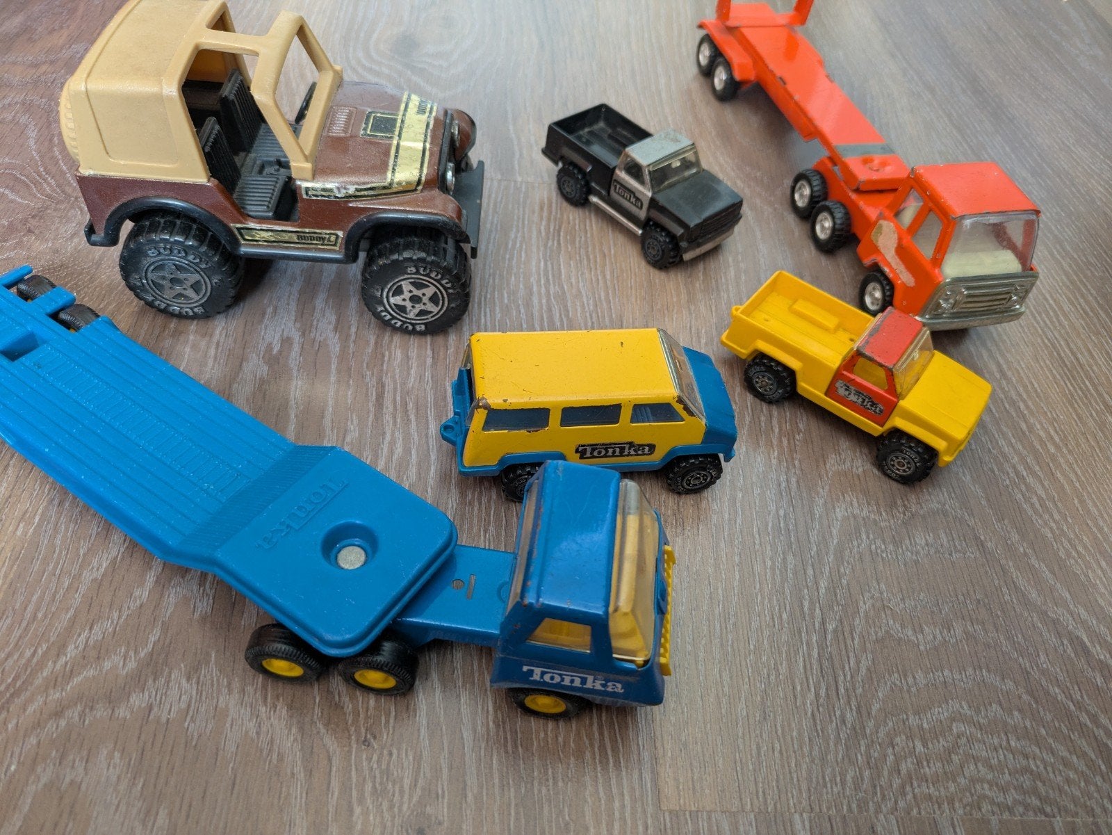 Zes wagens, Tonka, Kinderen en Baby's, Ophalen of Verzenden, Gebruikt