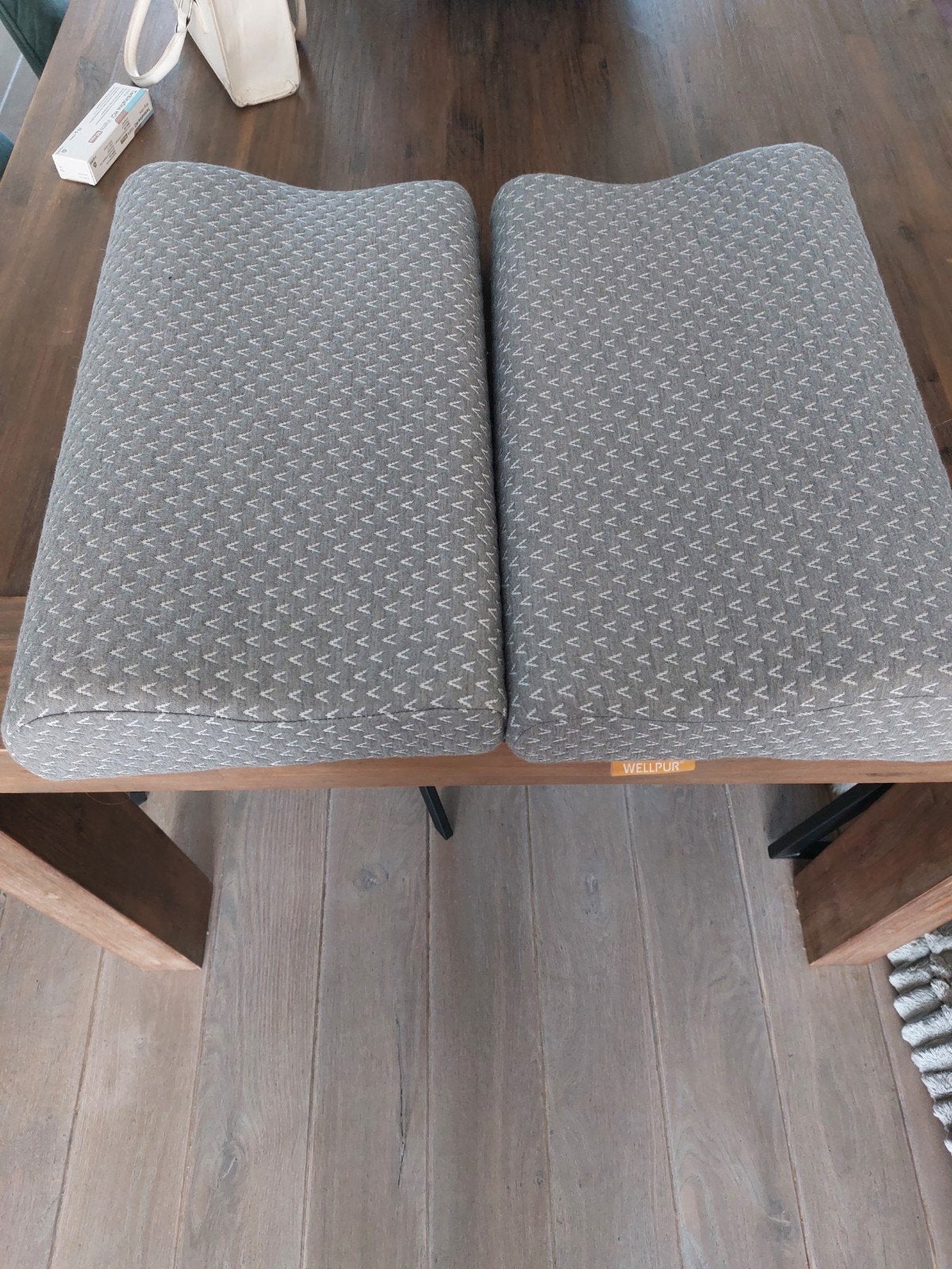 Wellpur ergonomische kussens (2 stuks), Ophalen, Eenpersoons, Zo goed als nieuw, Overige maten