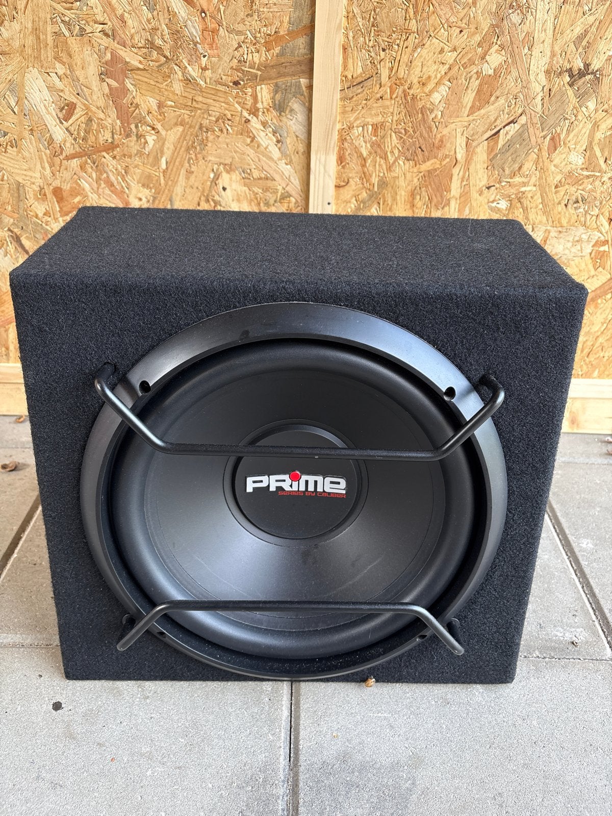 Caliber BC 112SA actieve subwoofer 600 Watt, Auto diversen, Ophalen of Verzenden, Zo goed als nieuw