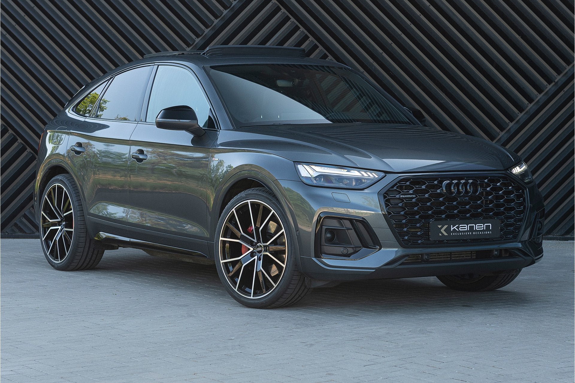Audi Q5 Sportback 55 TFSI e quattro S-Line Luchtv. ACC Pano, Auto's, Audi, Automaat, Zwart, 4 cilinders, Bedrijf