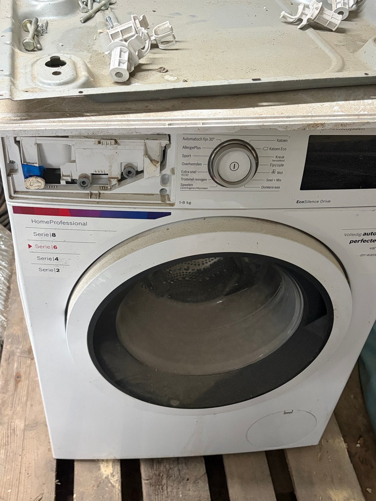Defecte Bosch Serie 6 wasmachine - gevallen, 6 tot 8 kg, Ophalen, Niet werkend