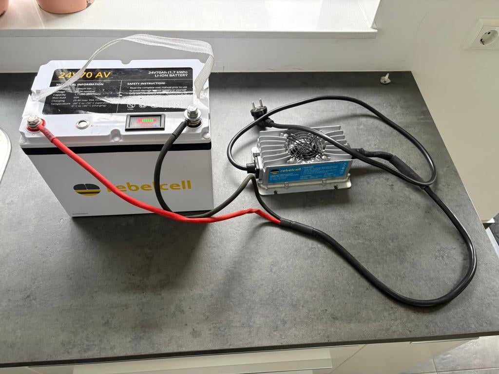 Rebelcell 24V 70A accu voor visboot fronttroller, Ophalen, Zo goed als nieuw, Overige typen