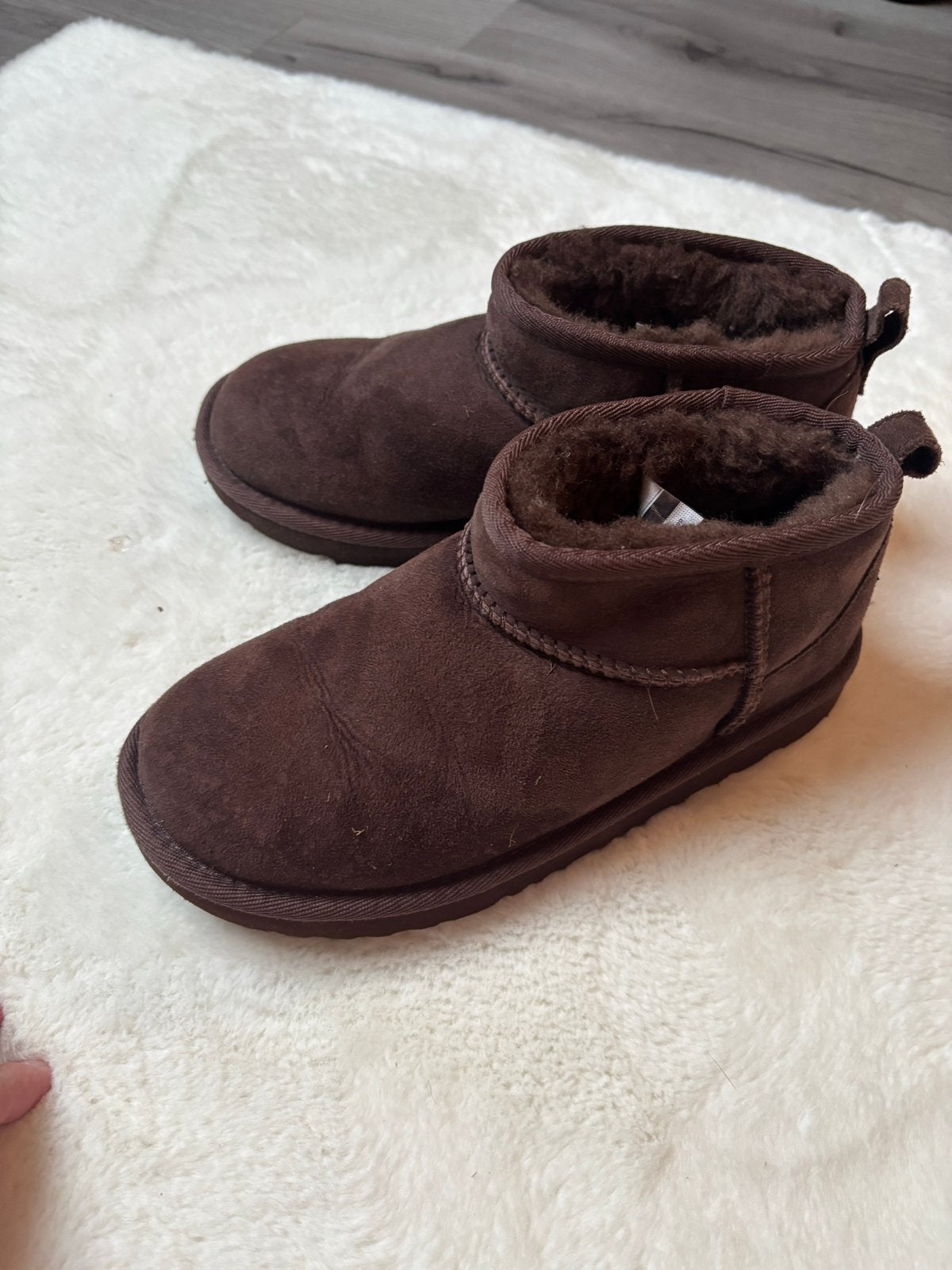 Ugg donkerbruine laarzen  maat 33,5  Zo goed als nieuw, Kinderen en Baby's, Jongen of Meisje, Schoenen, Ophalen of Verzenden, Zo goed als nieuw