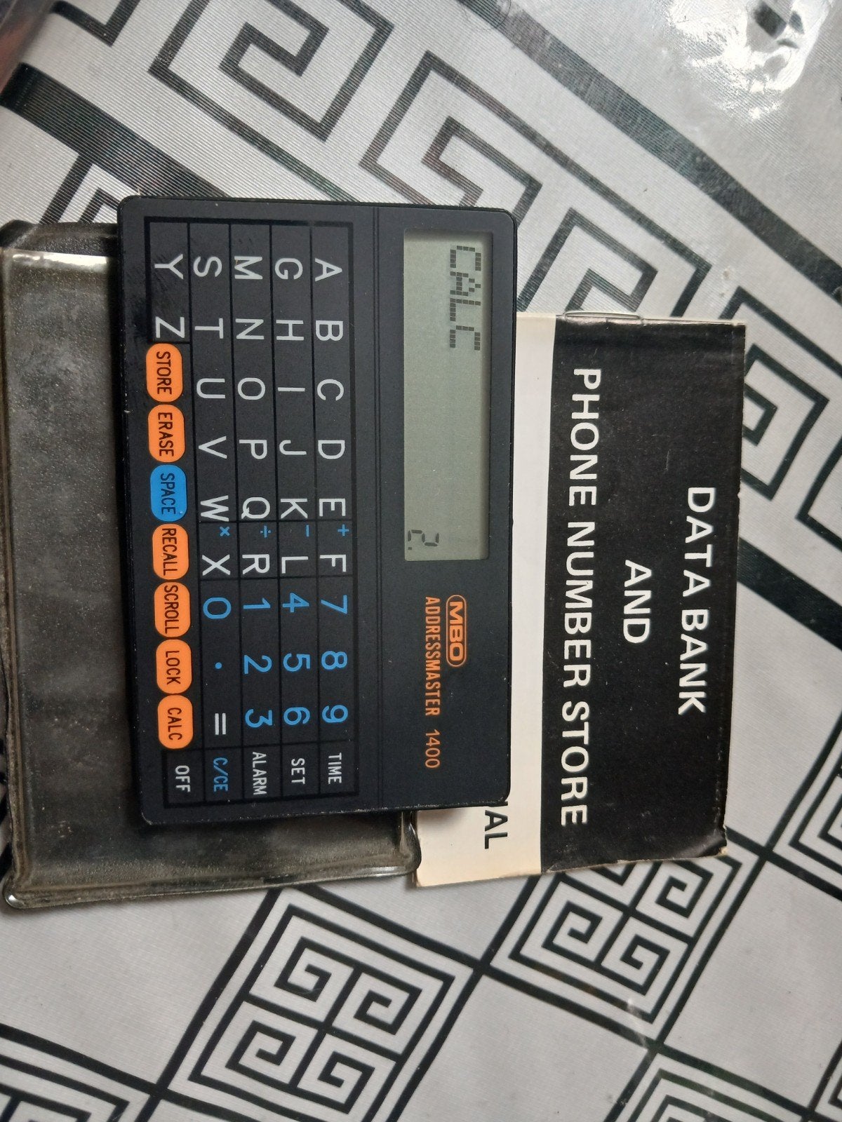 Ontdek de iconische MBO Addressmaster 1400, een compacte ele, Computers en Software, Ophalen of Verzenden