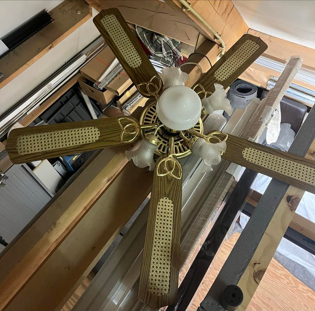 Vintage Plafondventilator met Verlichting - Hout & Riet, Witgoed en Apparatuur, Ventilatoren, Gebruikt, Plafondventilator, Ophalen of Verzenden