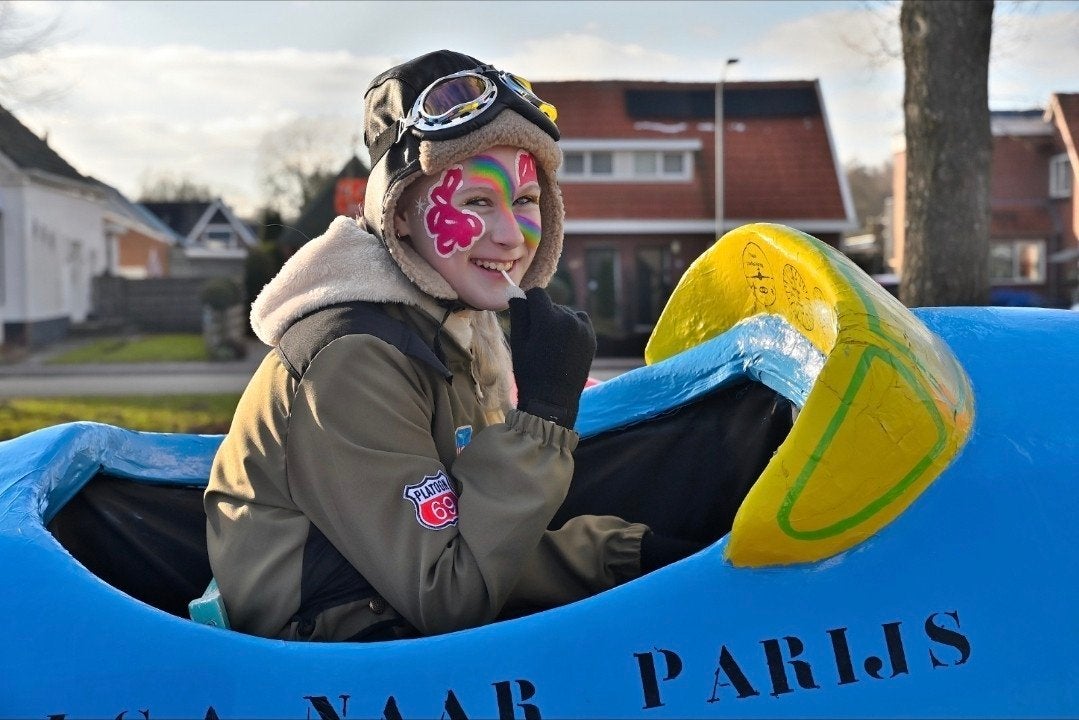 Carnaval Loopgroep Snoepreisje Vliegtuig met Kostuums, Ophalen, Gebruikt, Kostuum, Carnaval