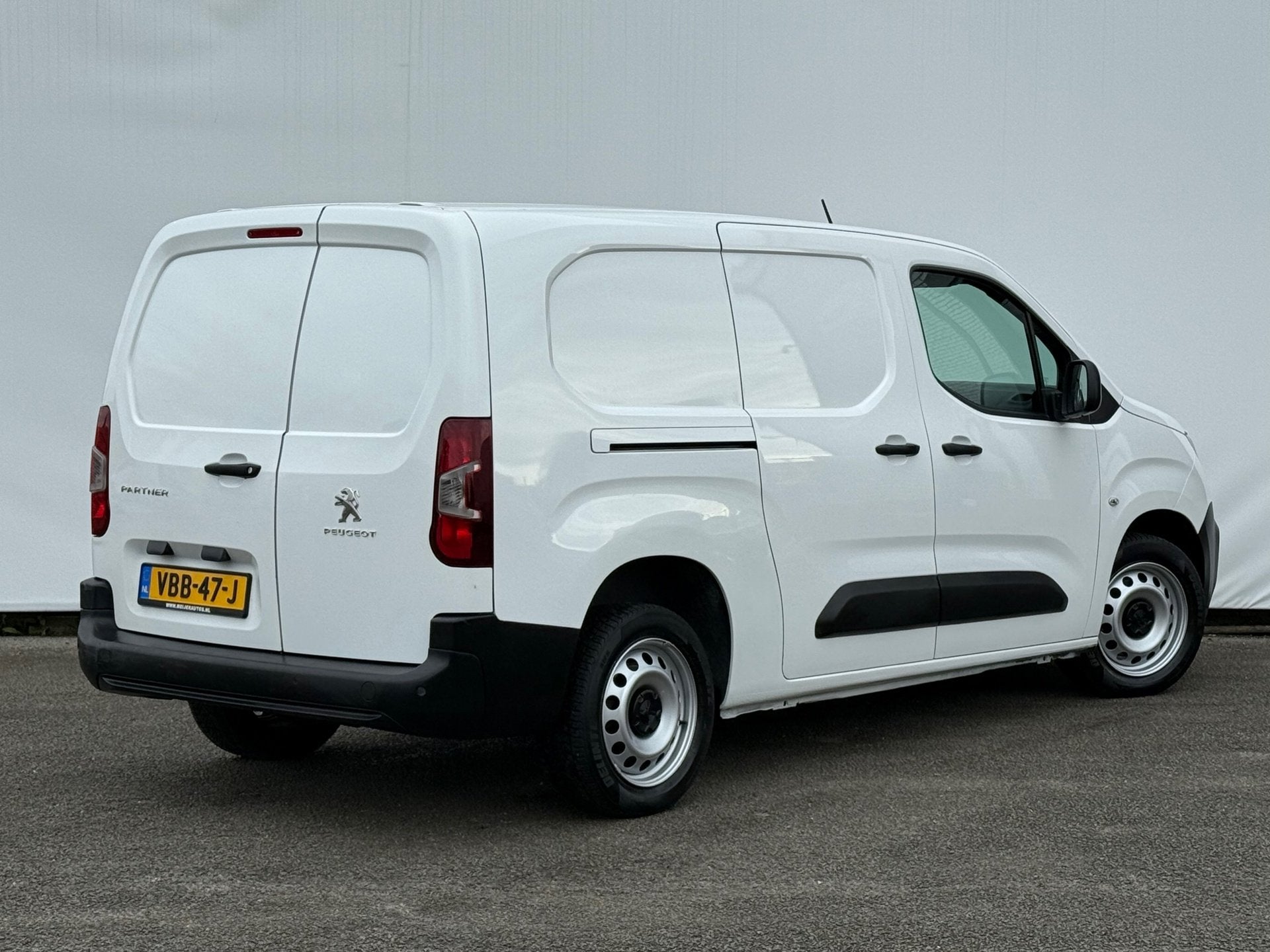 Peugeot Partner 1.6 BlueHDI Premium L2 Long Cruise | Navigat, Auto's, Voorwielaandrijving, Gebruikt, 4 cilinders, Origineel Nederlands