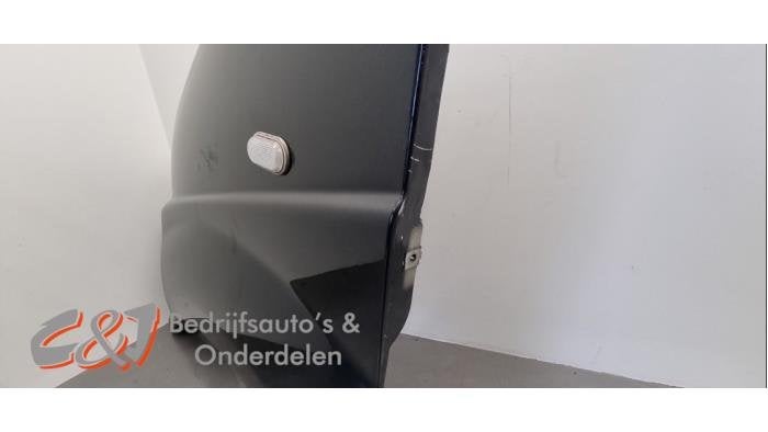 Scherm links-voor van een Opel Vivaro, Auto-onderdelen, Gebruikt, -, -, Opel