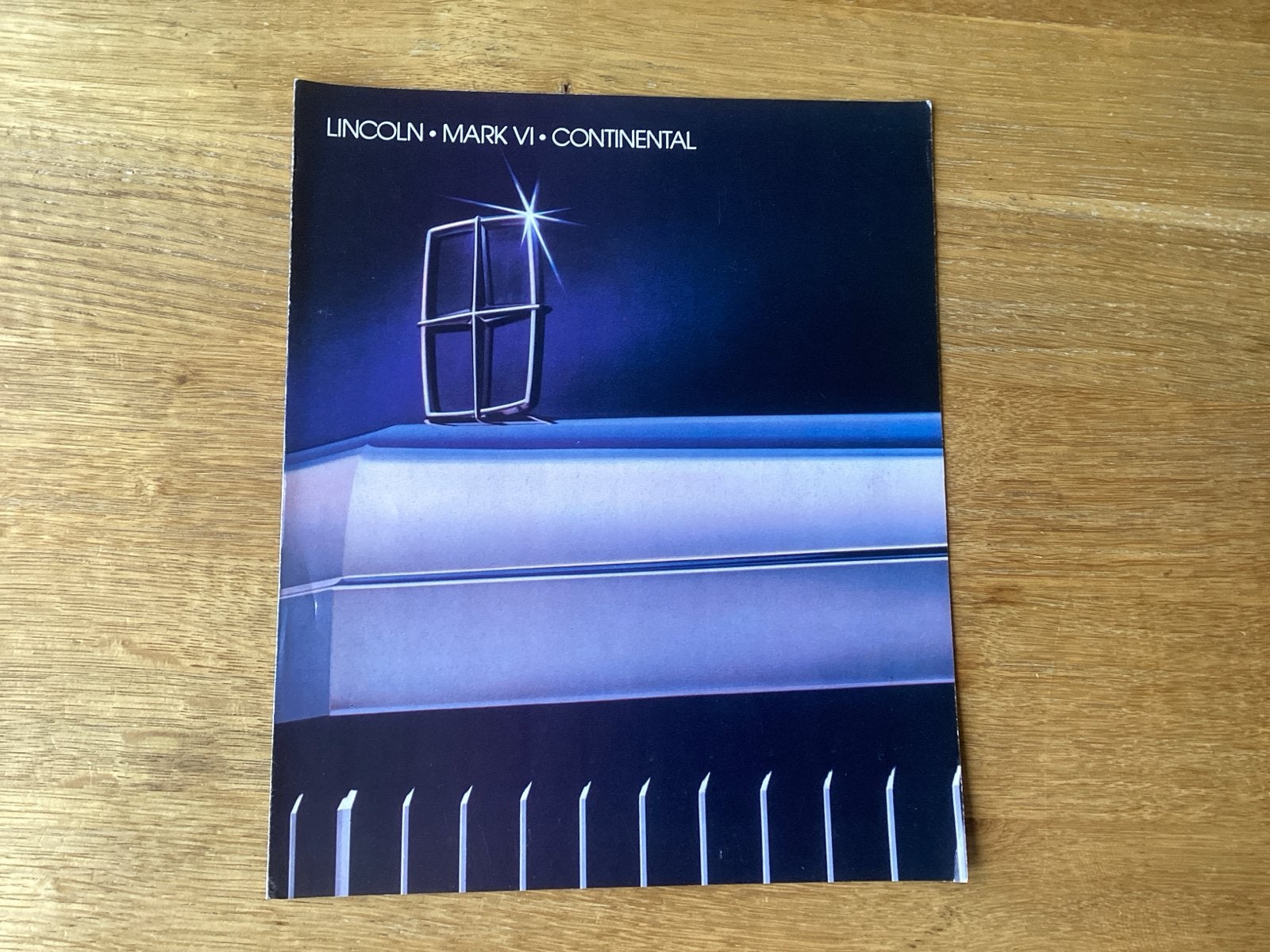 Lincoln Mark VI Continental brochure (1982) Ford U.S., Ophalen of Verzenden, Gelezen, Overige merken