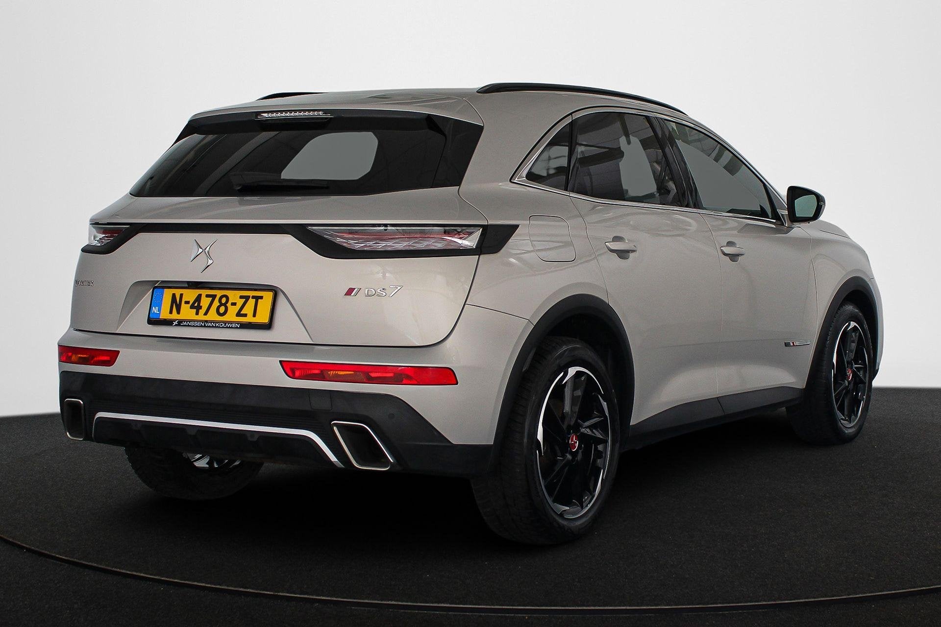 DS 7 Crossback E-Tense Performance Line Panoramadak Stoelver, Auto's, DS, Euro 6, 4 cilinders, Hybride Elektrisch/Benzine, 71 km/l