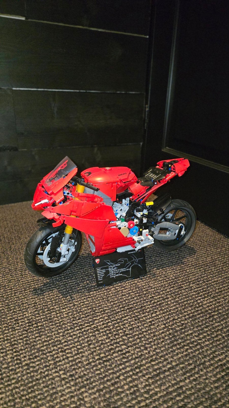 Lego Technic Ducati Panigale V4 R 42202, Ophalen of Verzenden, Zo goed als nieuw, Overige merken