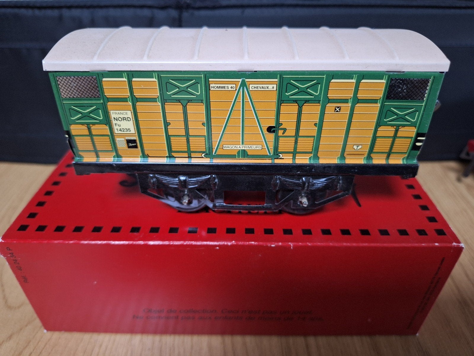 Hornby Hachette wagon, Ophalen of Verzenden, Gelijkstroom, Wagon, Overige merken