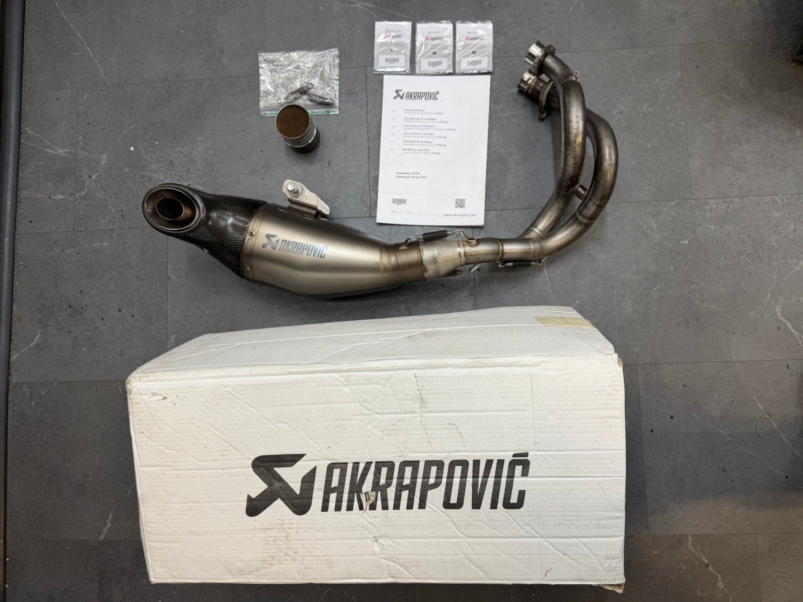 Akrapovic uitlaat Kawasaki Z 650 Z650 Ninja 650, Ophalen, Gebruikt