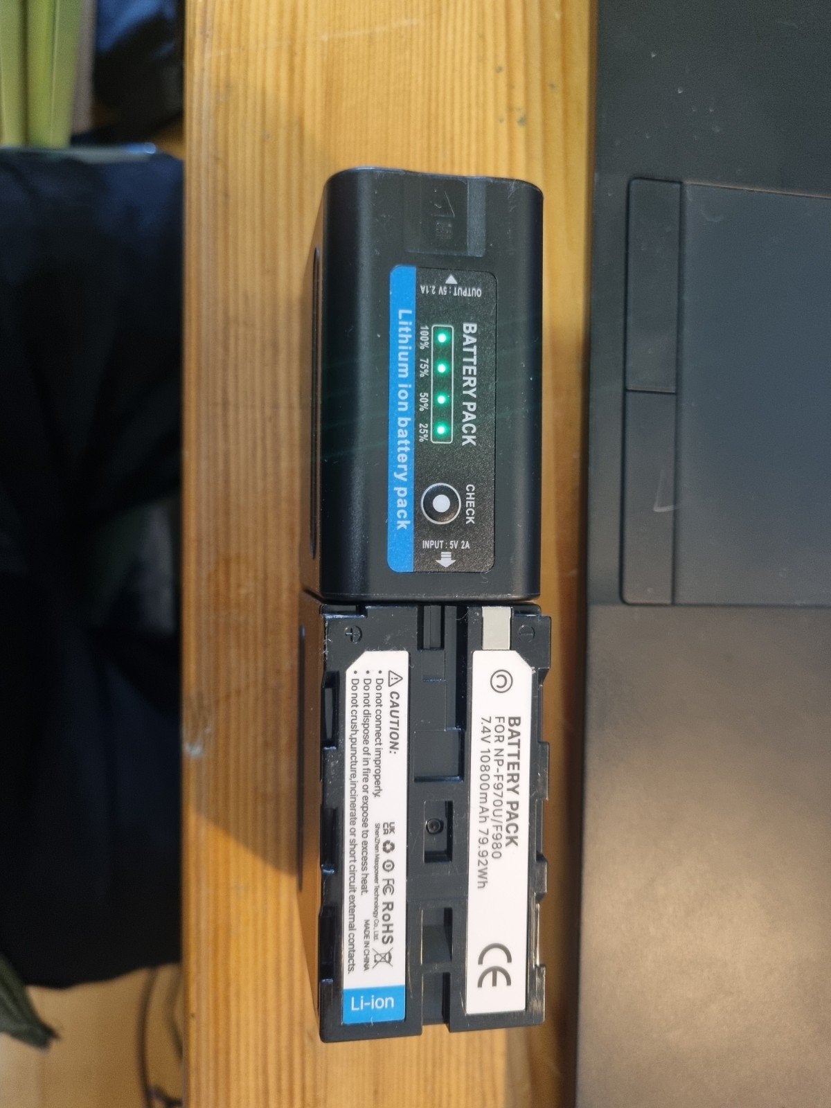 Lithium-ion accu voor NP-F970U/F980, 10800mAh, Ophalen of Verzenden, Gebruikt, Oplaadbaar