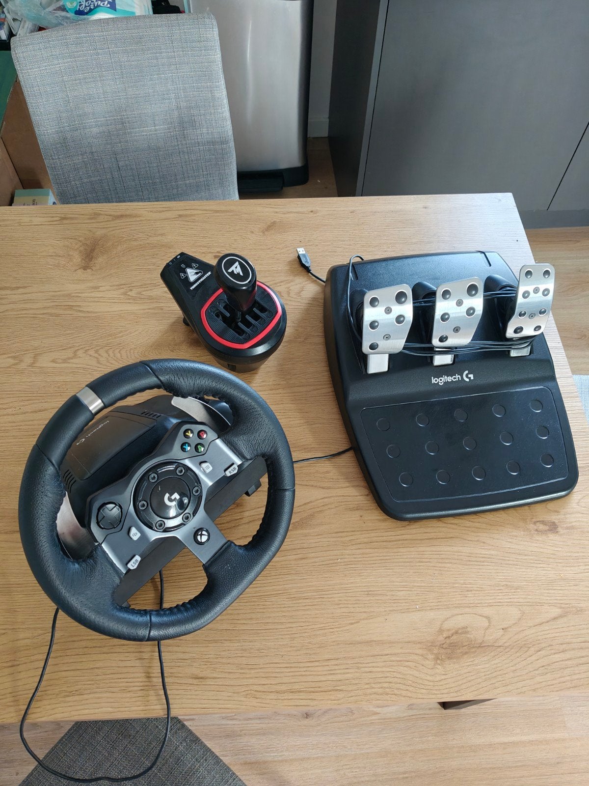 Logitech G920 racestuur met Thrustmaster shifter, Ophalen, Gebruikt, Racen en Vliegen