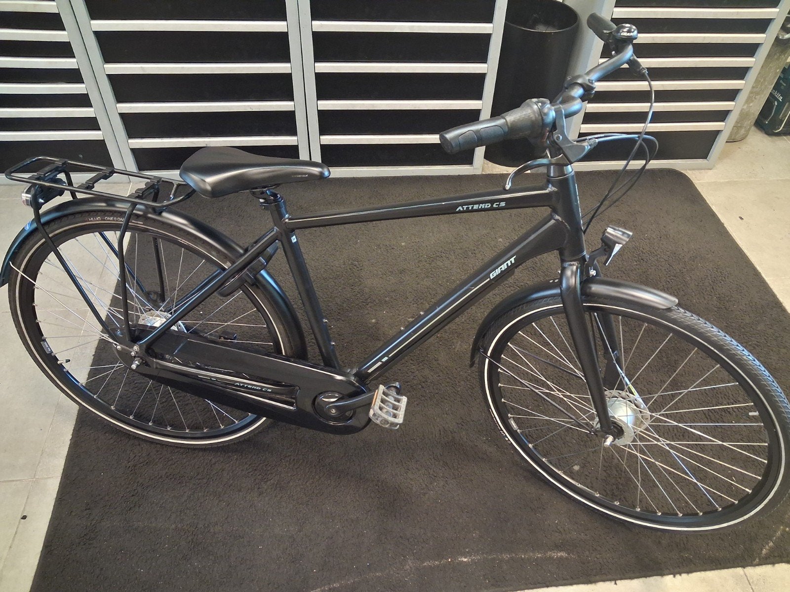 Giant attend cs (zo goed als nieuw), Fietsen en Brommers, Fietsen | Heren | Herenfietsen, Ophalen, Versnellingen, 49 tot 53 cm