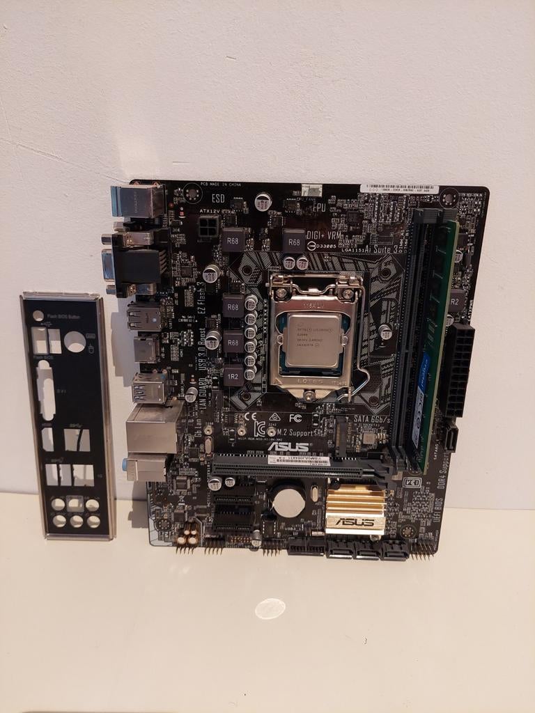 Asus HH110M-A/M.2 moederbord, Computers en Software, Moederborden, Gebruikt, DDR4, Ophalen of Verzenden, Micro-ATX
