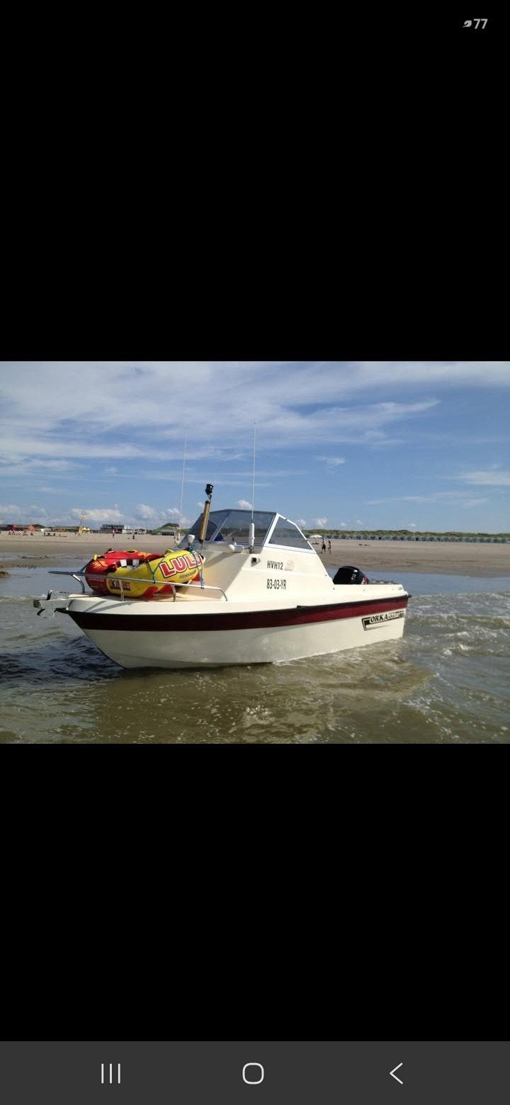 Orka 535SX met Mercury 135pk V6 en RVS strandtrailer, Watersport en Boten, Benzine, Overige merken, Gebruikt, Buitenboordmotor