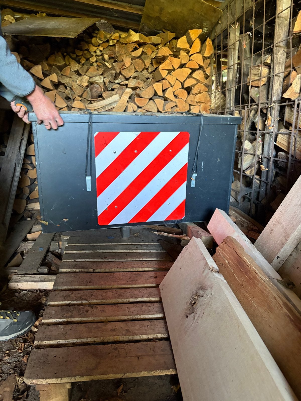 Trekhaak koffer achter auto  met afmetingen 107x60x60 cm, Auto diversen, Ophalen of Verzenden, Gebruikt