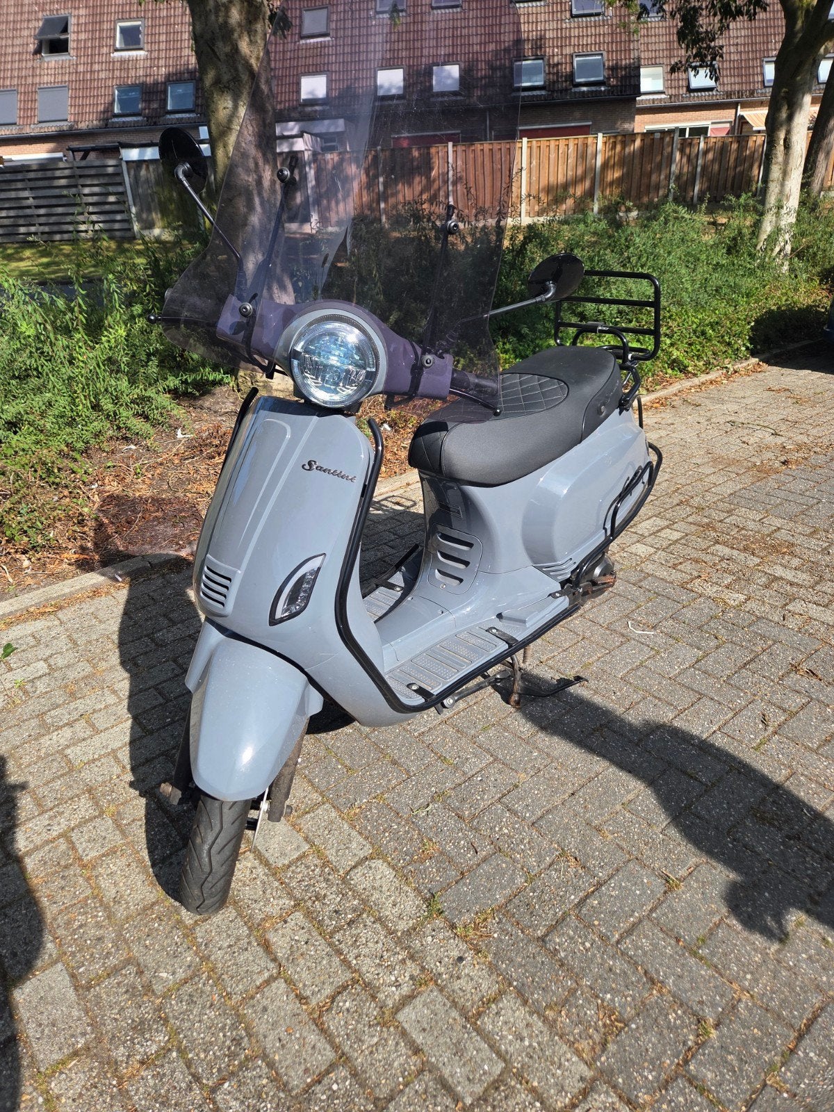 Santini Capri Scooter - Weinig kilometers, Garantie tot 2027, Ophalen, Zo goed als nieuw, Benzine, Overige merken