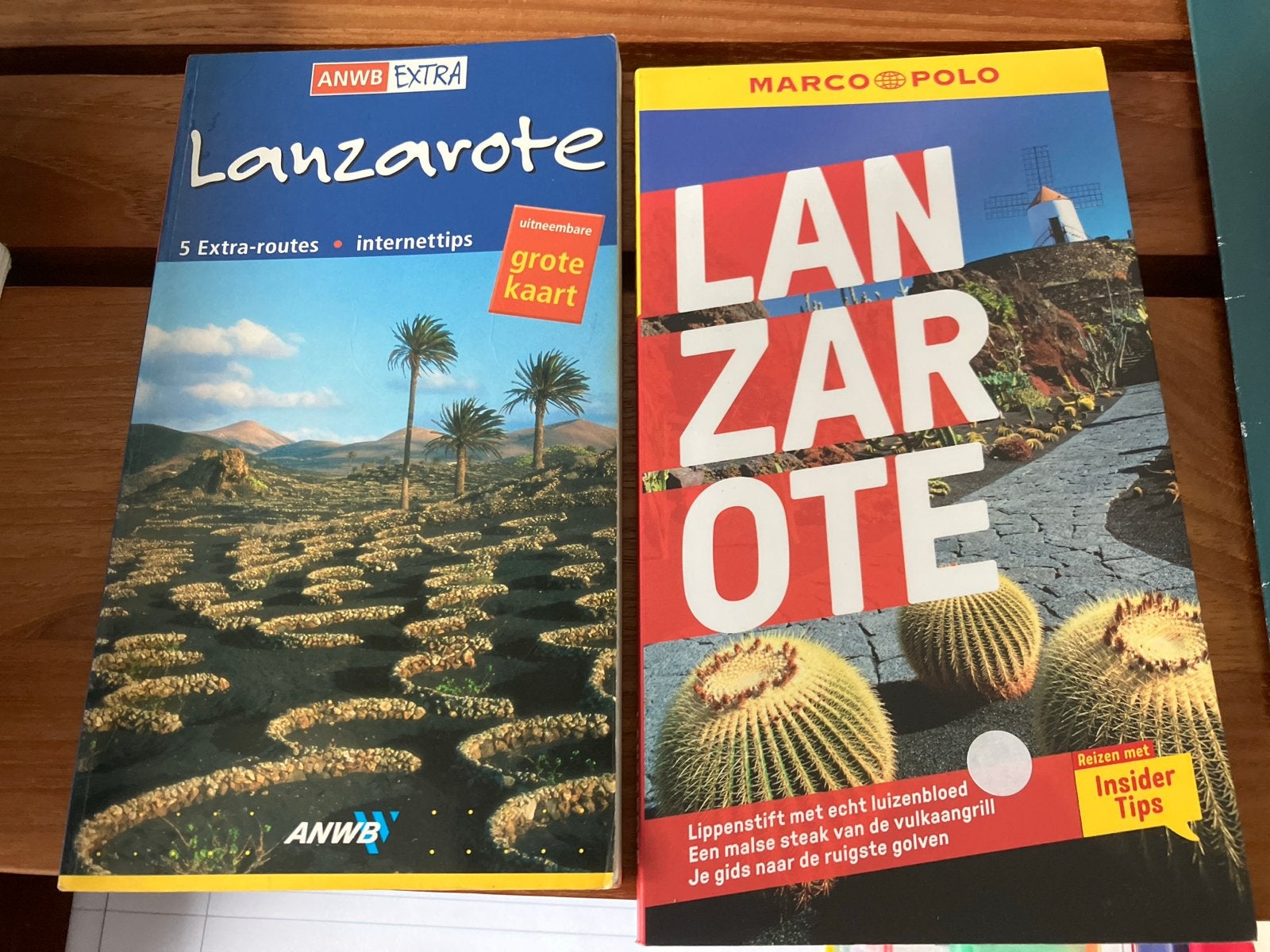 ANWB Extra en Marco Polo Reisgidsen Lanzarote, Europa, Ophalen of Verzenden, Zo goed als nieuw, Reisgids of -boek