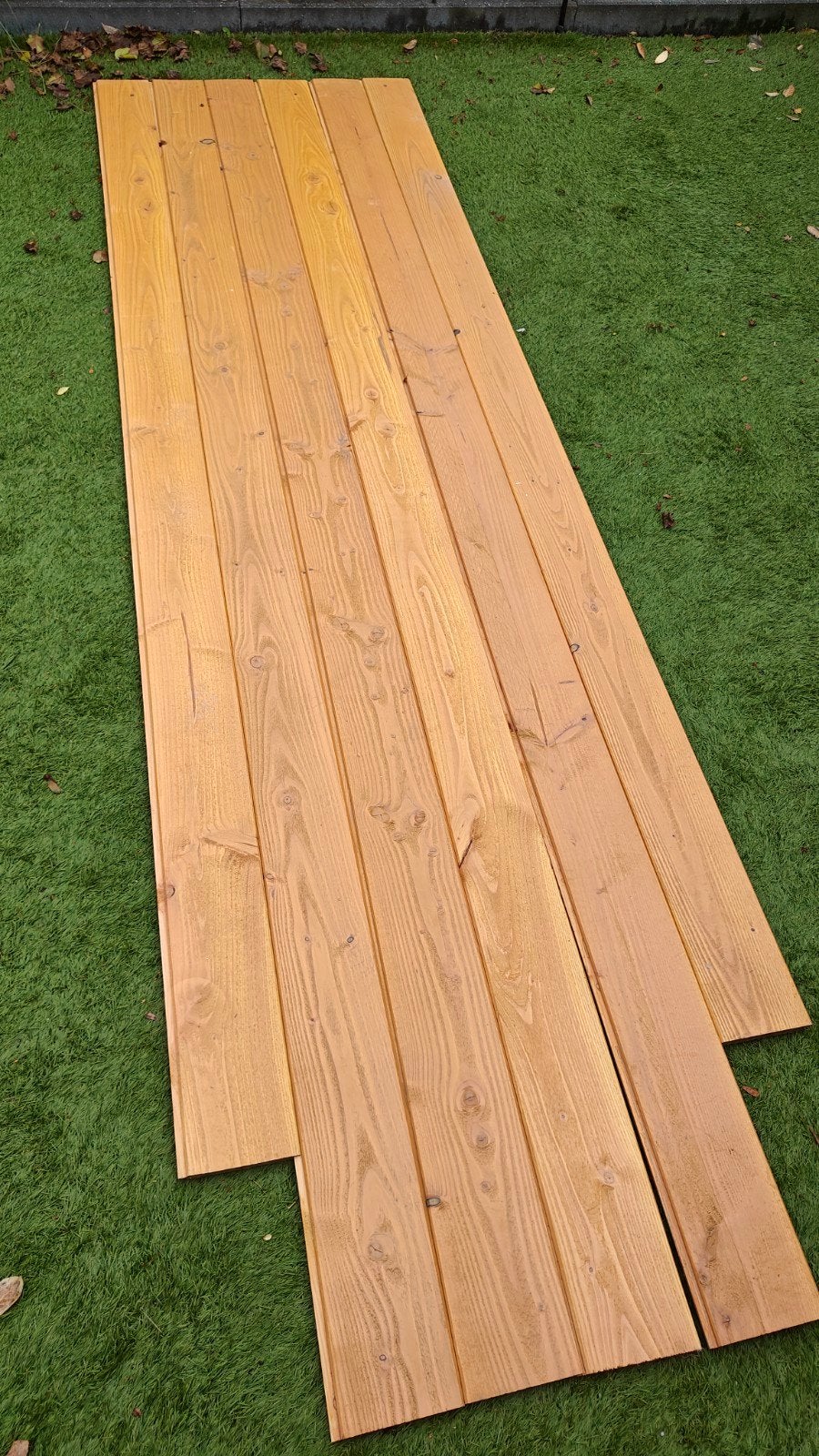 Douglas blokhutprofiel – 6 planken, 270-300 cm, Ophalen, Minder dan 25 mm, Plank, 300 cm of meer