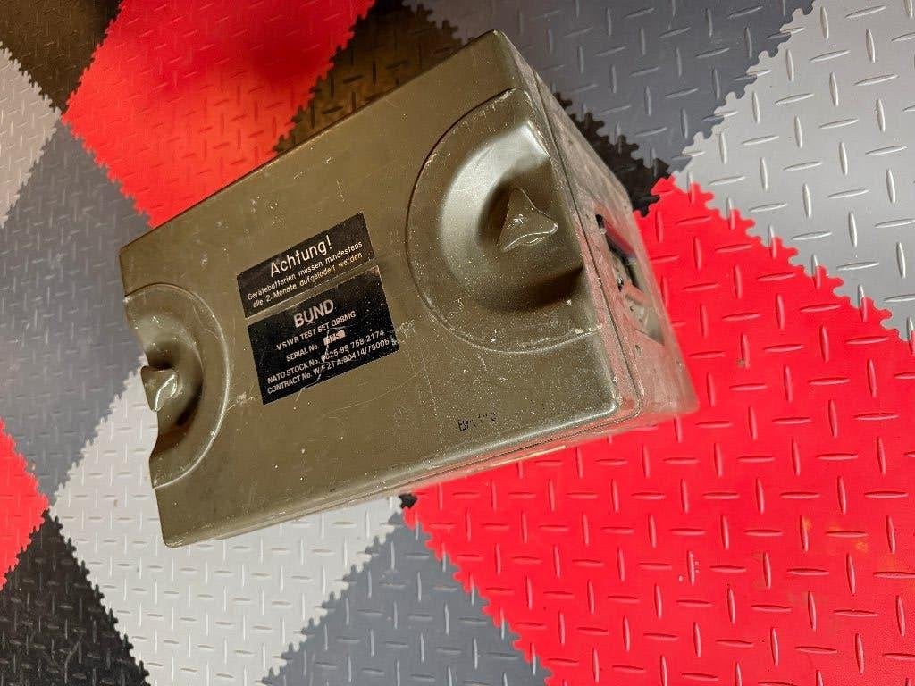 Leger kist Aluminium met montageframe, Ophalen, Landmacht, Nederland, Kist of Geocache