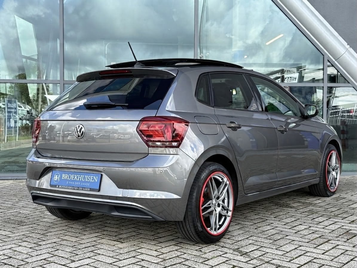 Volkswagen Polo 1.0 TSI Highline Schuifdak / Camera / Naviga, Auto's, Dealer onderhouden, Stof, Gebruikt, 49 €/maand