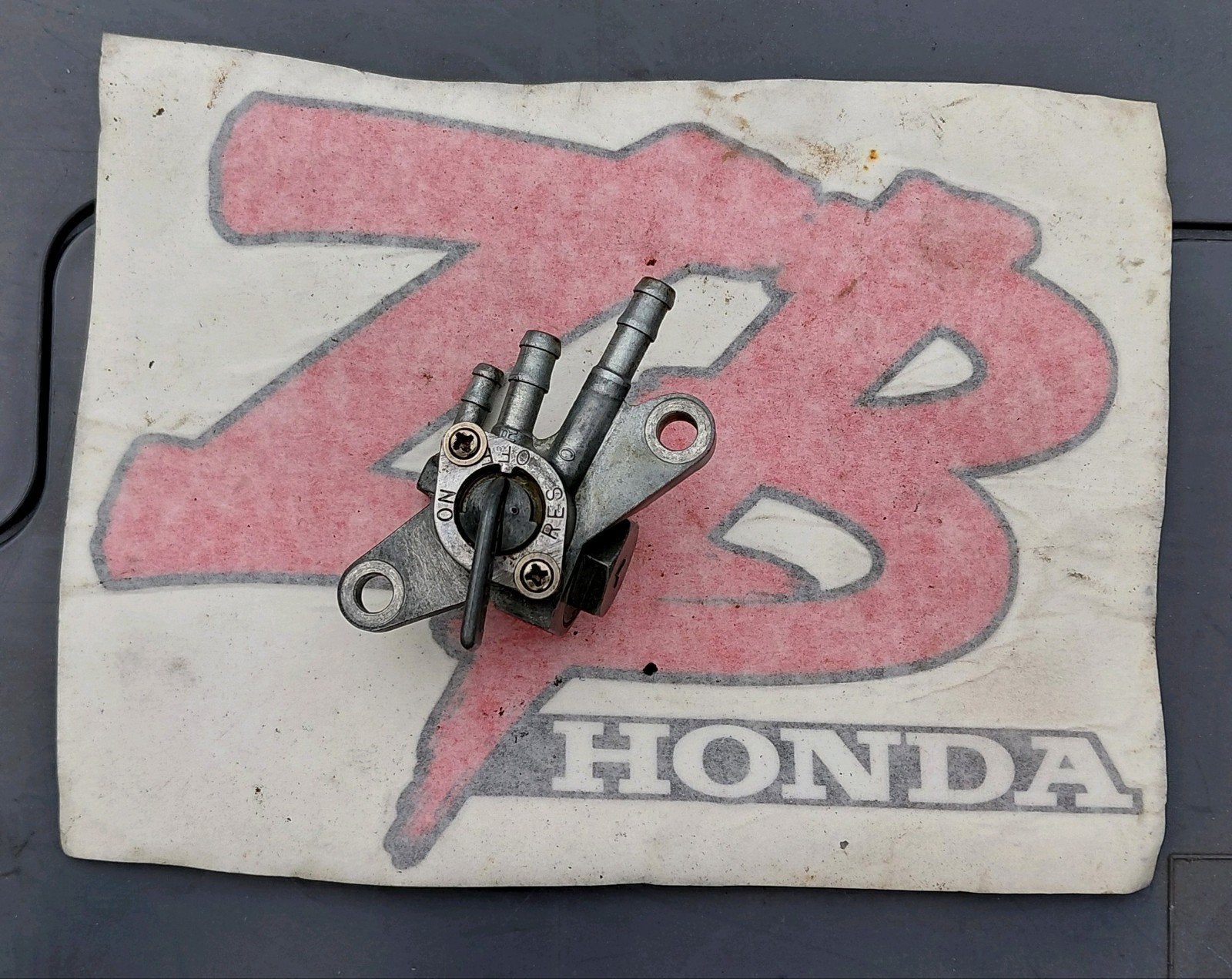 Honda ZB50 benzinekraan origineel (lekt), Ophalen of Verzenden, Gebruikt, Carburateur, Overige merken