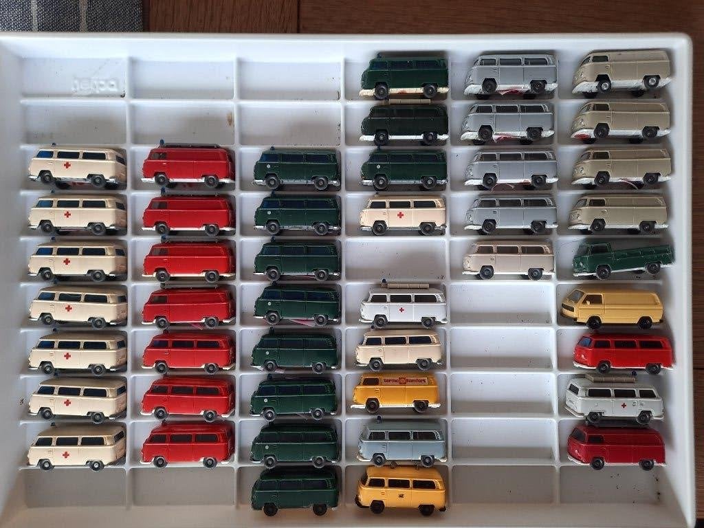 Wiking. VW busjes. 10 euro per stuk, Hobby en Vrije tijd, Ophalen of Verzenden, Auto, Wiking