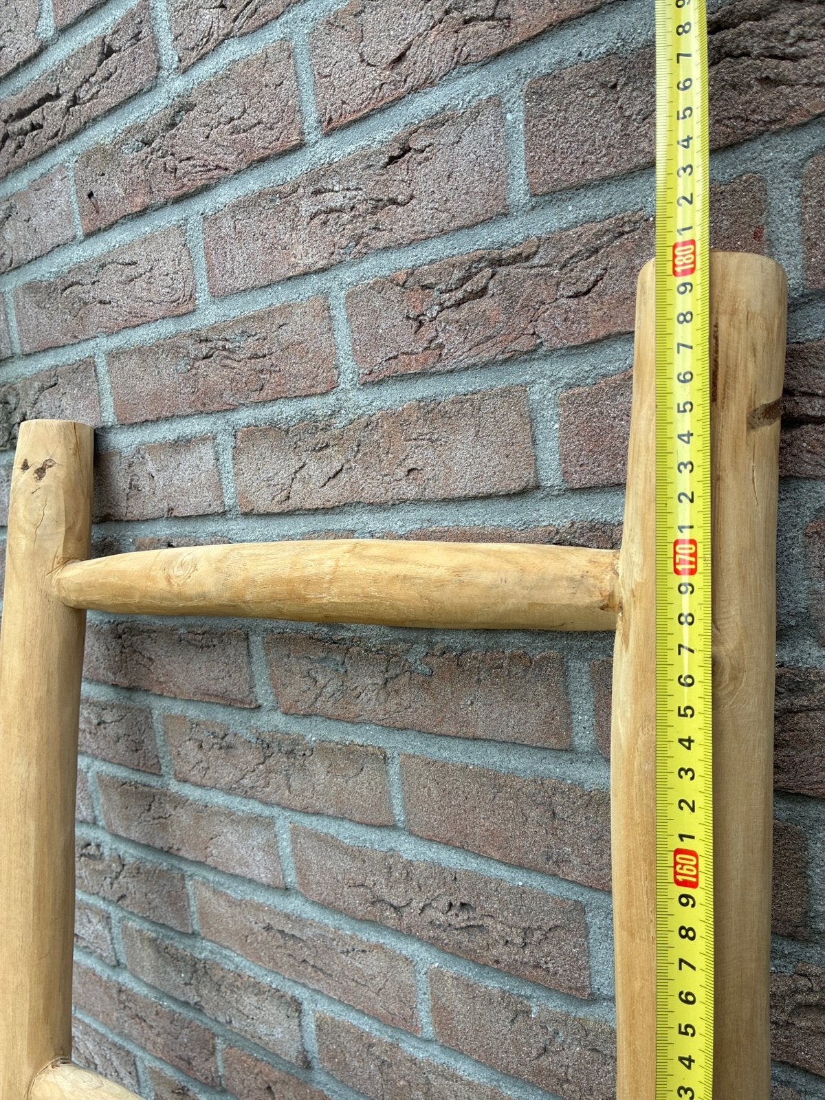 Foto 5 van Decoratieve houten ladder - 180 cm hoog