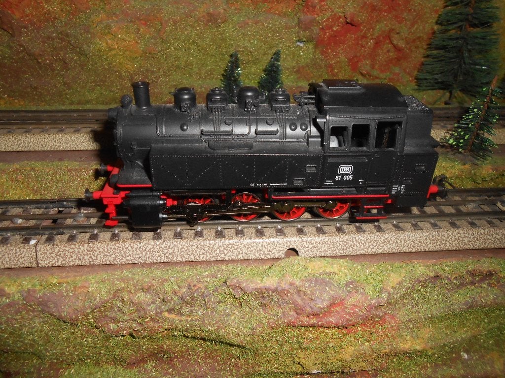 Märklin 29539 uit deze set de Tenderlok, stoomlok Br 81 005, Hobby en Vrije tijd, Modeltreinen | H0, Wisselstroom, Locomotief