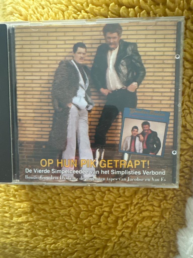 Koot & Bie Op Hun Pik Getrapt! - Simplisties Verbond CD, Alle leeftijden, Ophalen of Verzenden, Zo goed als nieuw, Stand-up of Theatershow