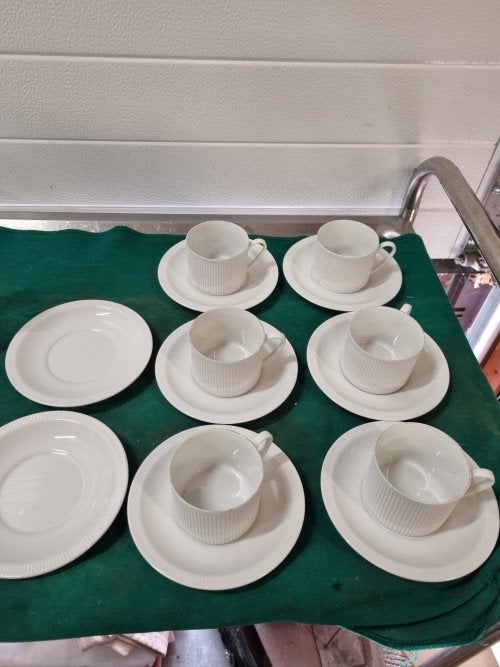 kop en schotels wit geribbeld royal porcelain, Antiek en Kunst, Ophalen of Verzenden