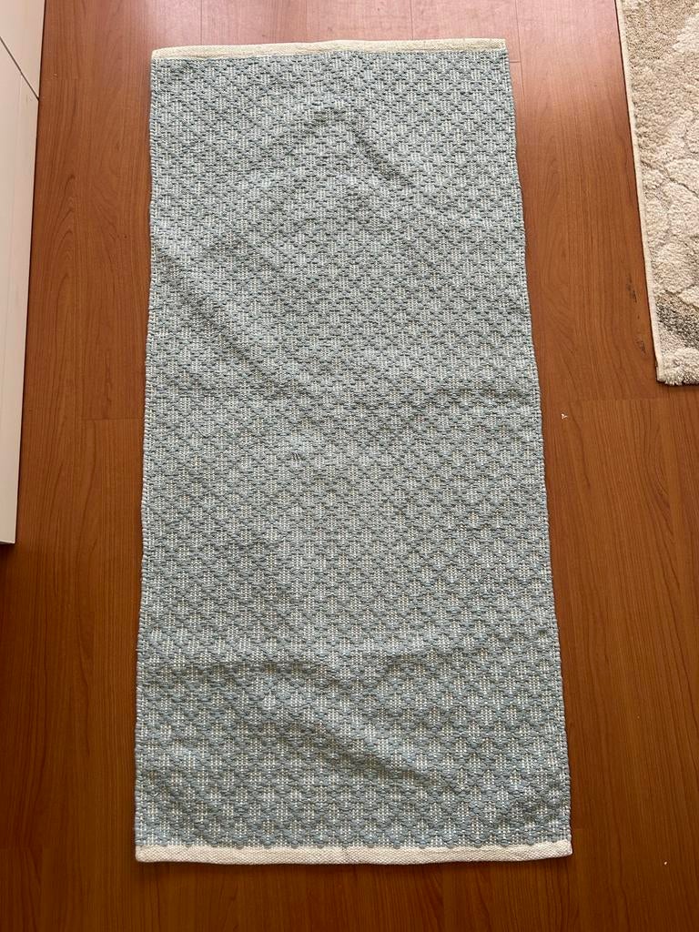Blauw vloerkleed met antislipmat, Ophalen, Gebruikt, 100 tot 150 cm, Blauw