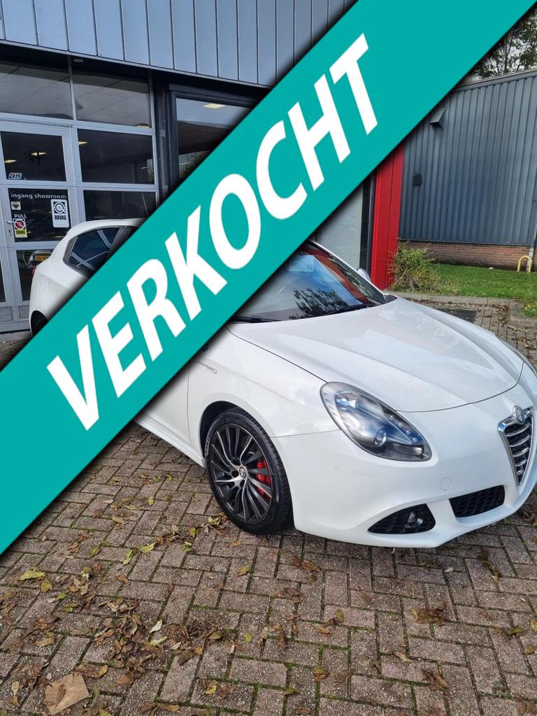Alfa Romeo Giulietta 1.7 TBi Quadrifoglio Verde, Auto's, 13 km/l, Euro 5, Gebruikt, Automatische klimaatregeling