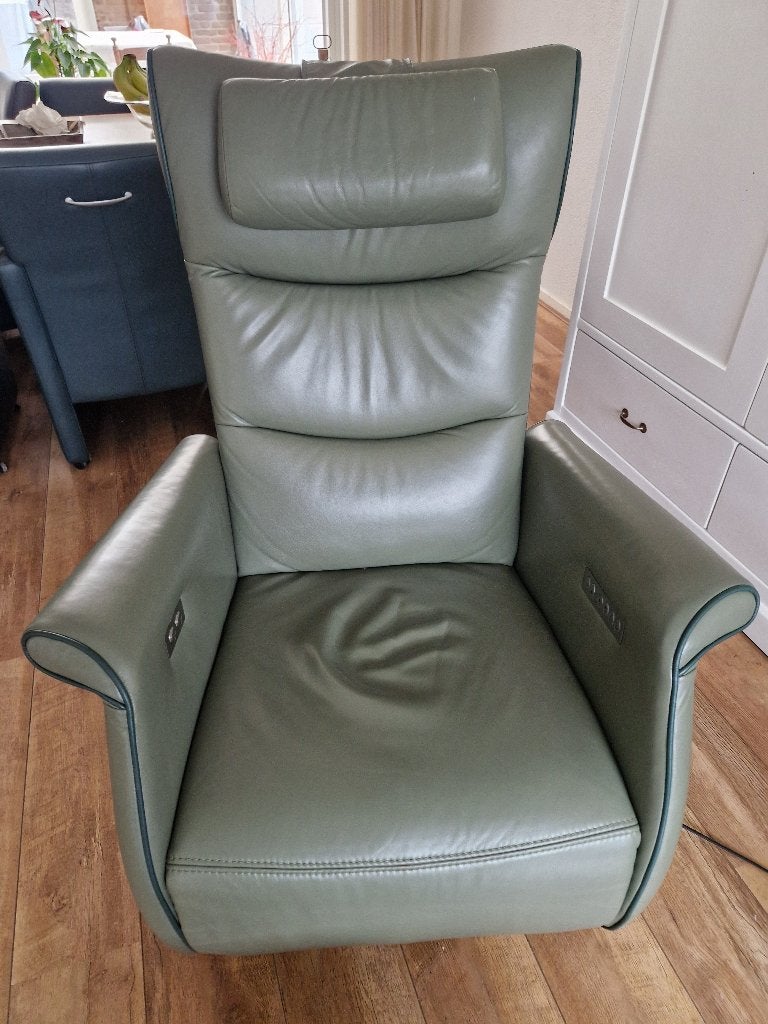 Luxe Prominent Frans Molenaar Sta-op Stoel / Relaxfauteuil, Huis en Inrichting, Ophalen, Modern, Comfortabel, Gebruikt, 75 tot 100 cm