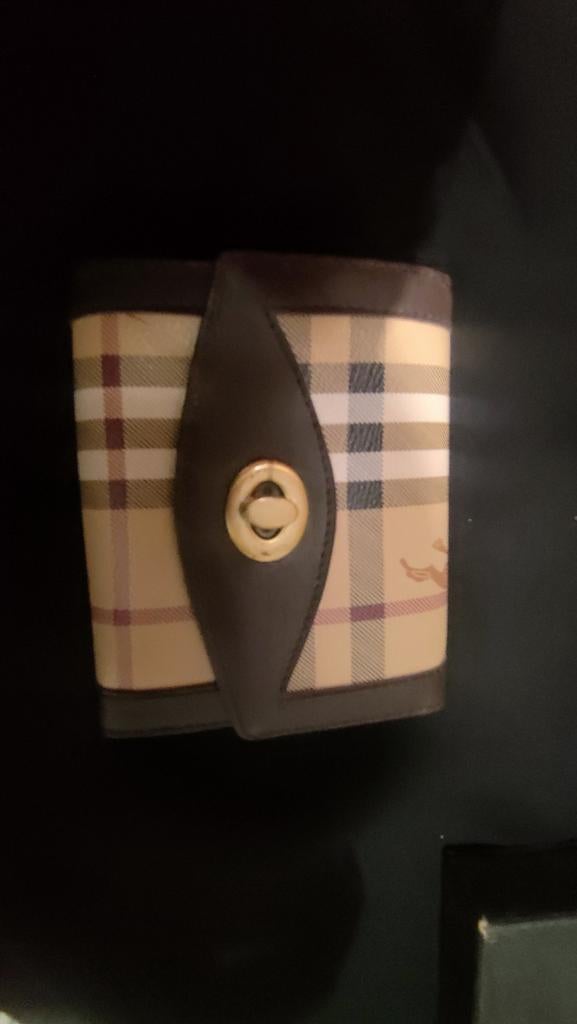 Vintage Burberry portemonnee met ruitpatroon en knipsluiting, Sieraden, Tassen en Uiterlijk, Portemonnees, Overige merken, Gebruikt
