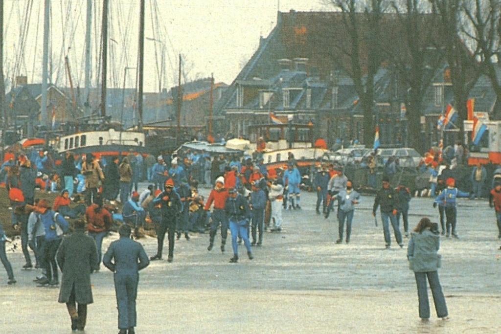 992221 Stavoren Fr elfstedentocht Nette kaart onbeschreven, Verzamelen, Ansichtkaarten | Nederland, Ophalen of Verzenden, 1980 tot heden