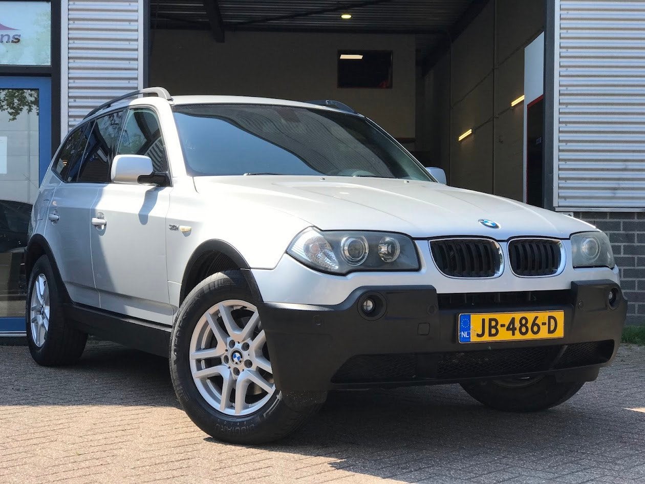 BMW X3 3.0i High Executive|Automaat||Pdc|Cruise|Stoelverwarm, Auto's, BMW, Automaat, Gebruikt, 2000 kg, Bedrijf