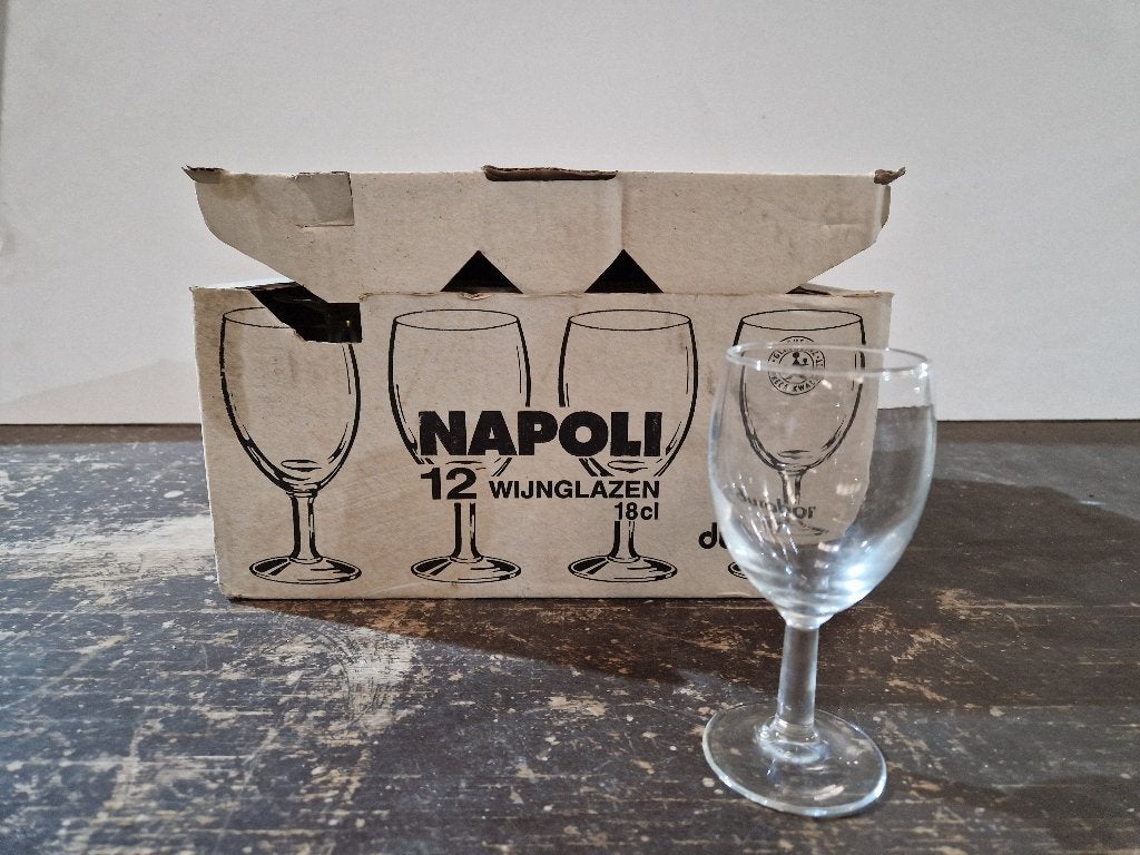 Napoli Durobor 12 wijnglazen 18cl, Ophalen of Verzenden, Zo goed als nieuw, Overige typen