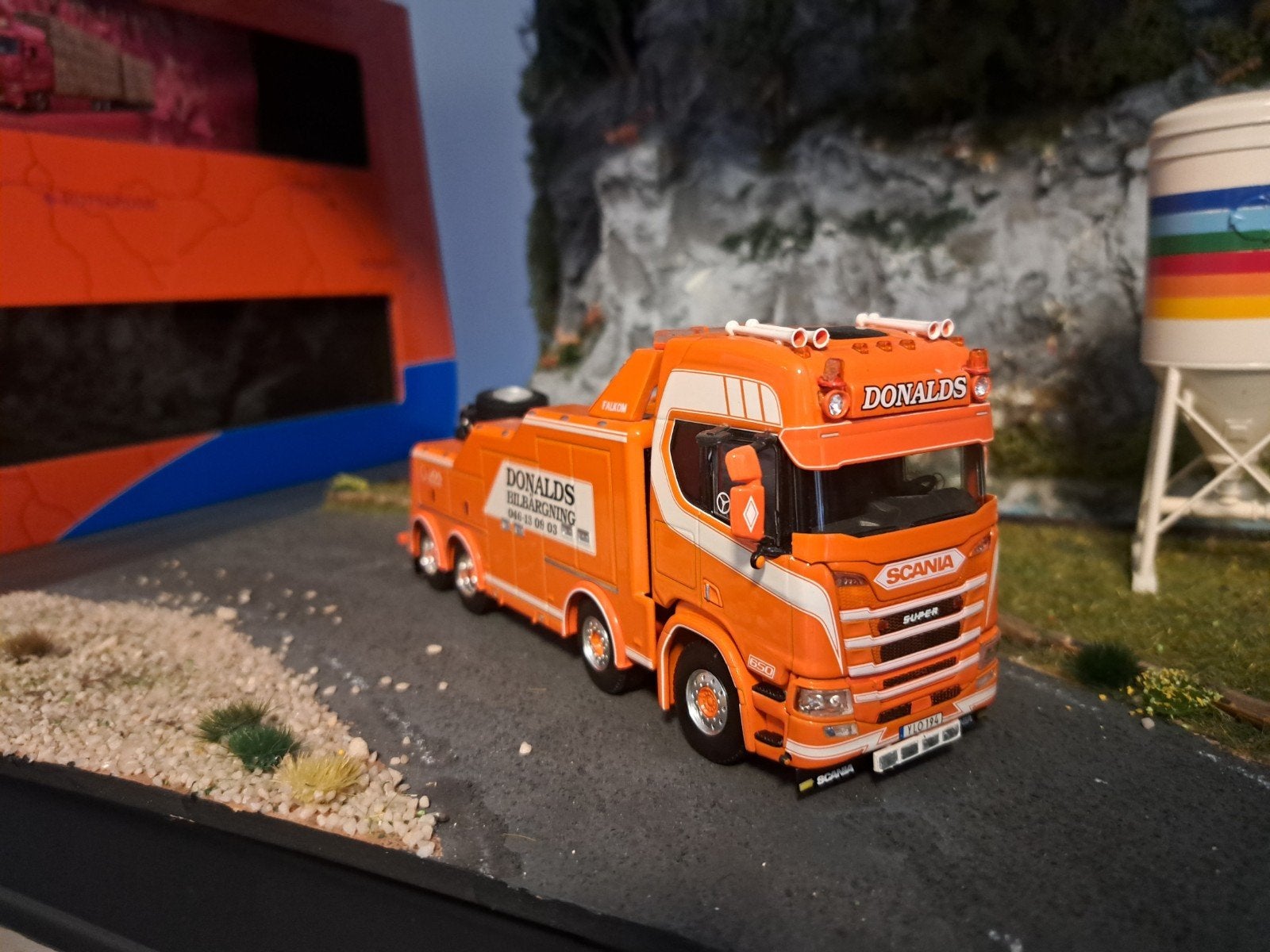 WSI Scania wrecker Donalds, Hobby en Vrije tijd, Modelauto's | 1:50, Ophalen of Verzenden, Zo goed als nieuw, Bus of Vrachtwagen